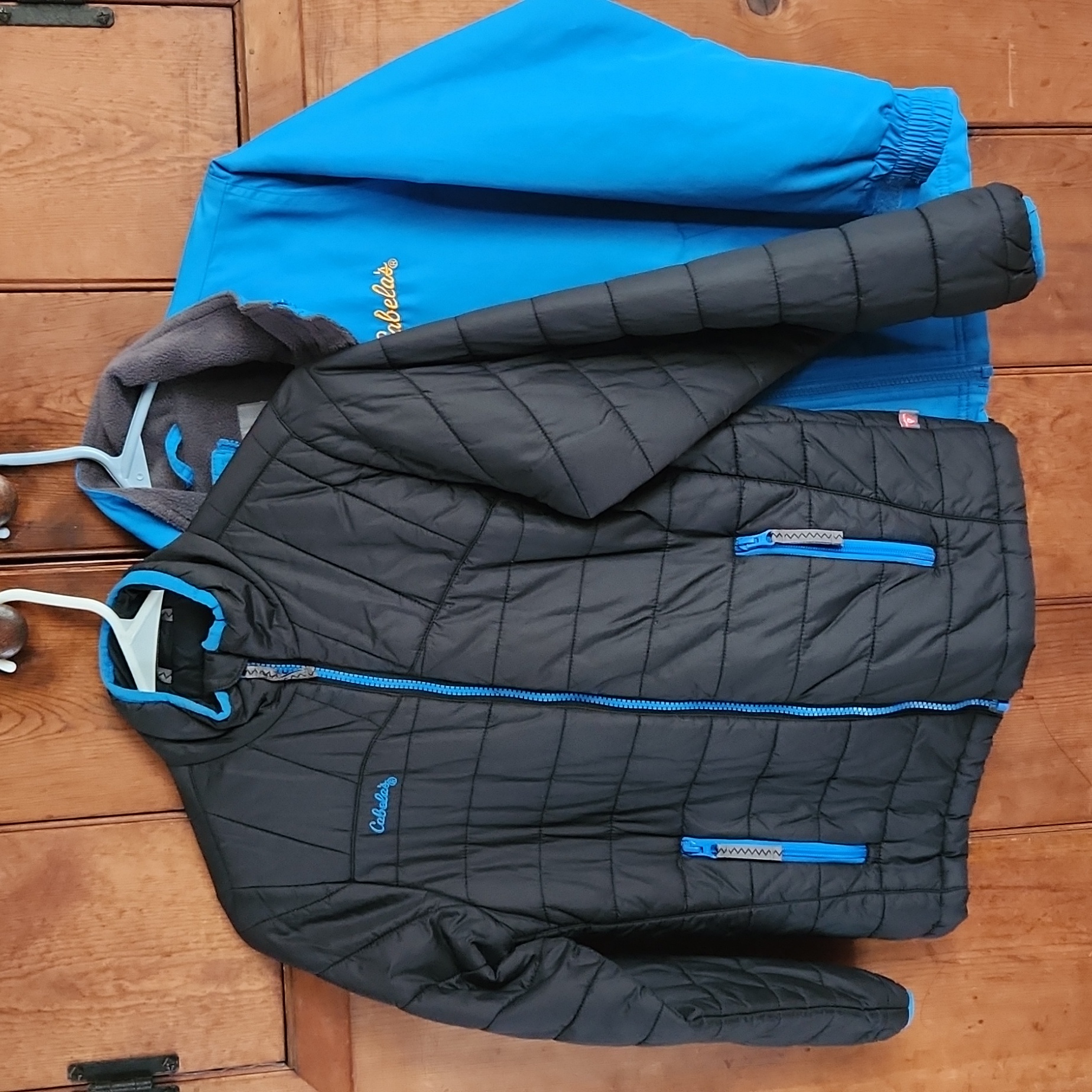 Cabela's Jackets Bundle